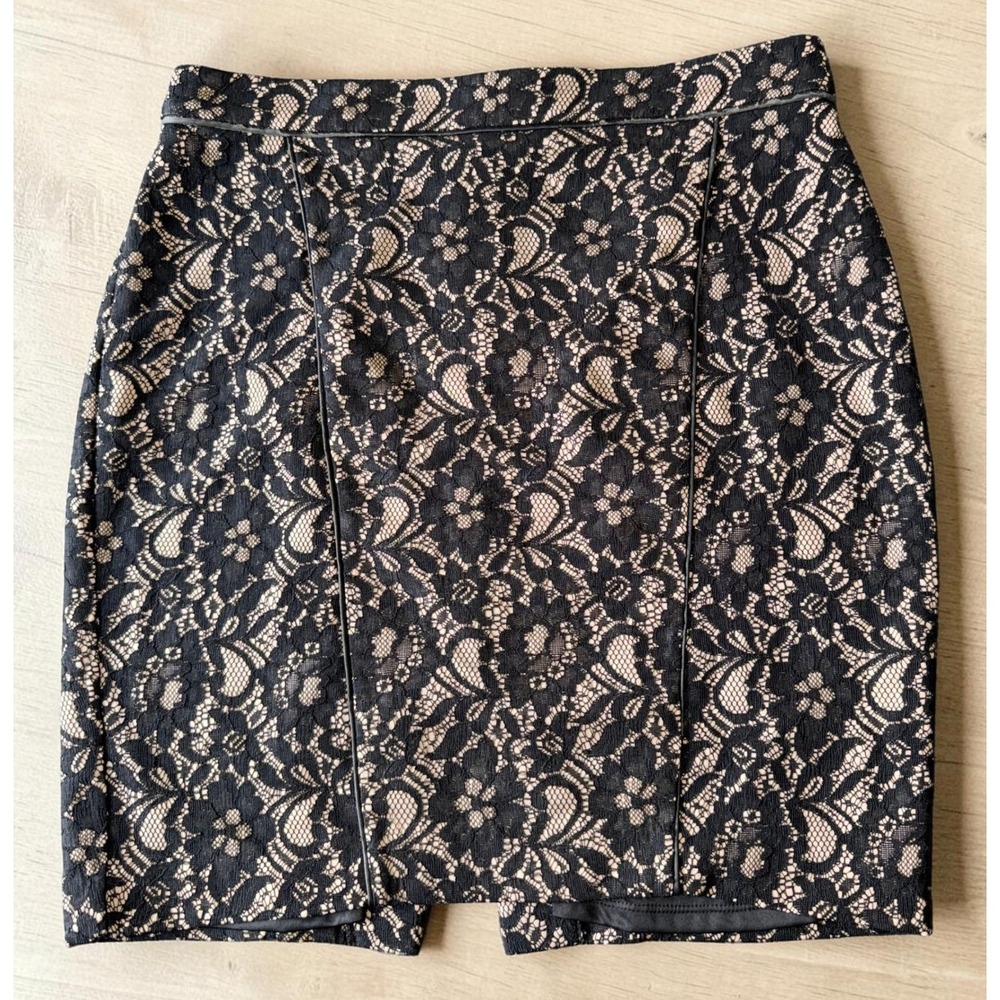 Express Black Floral Lace Pencil Skirt Back Zip Office Coquette Evening Size 8